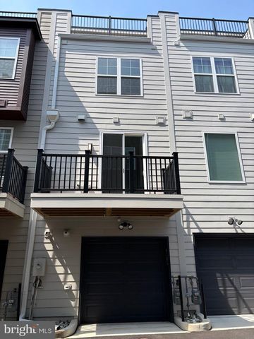 7373 ARLINGTON BLVD, Falls Church, VA 22042