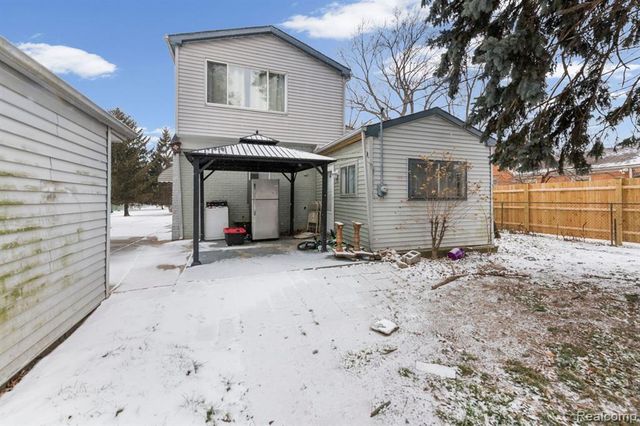 29288 Park Stre 29288 Park Street, Sterling Heights, MI 48066