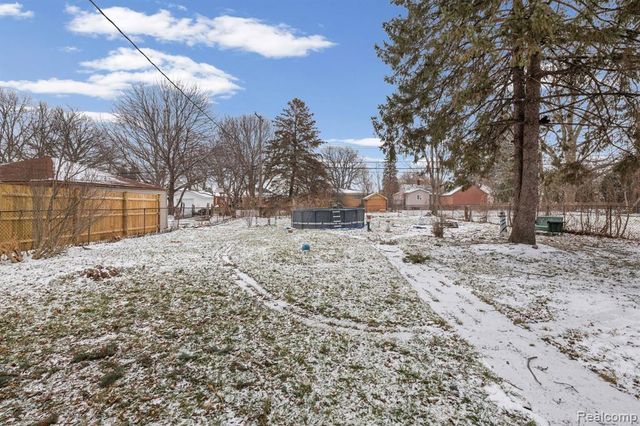 29288 Park Stre 29288 Park Street, Sterling Heights, MI 48066