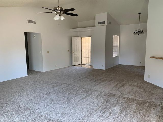 8135 W Krall Street, Glendale, AZ 85303