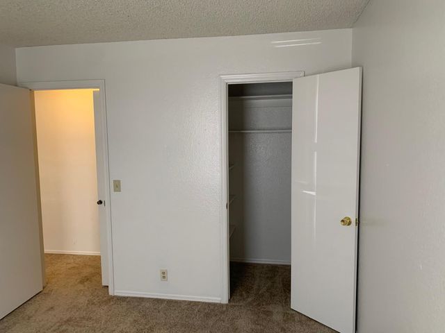 8135 W Krall Street, Glendale, AZ 85303