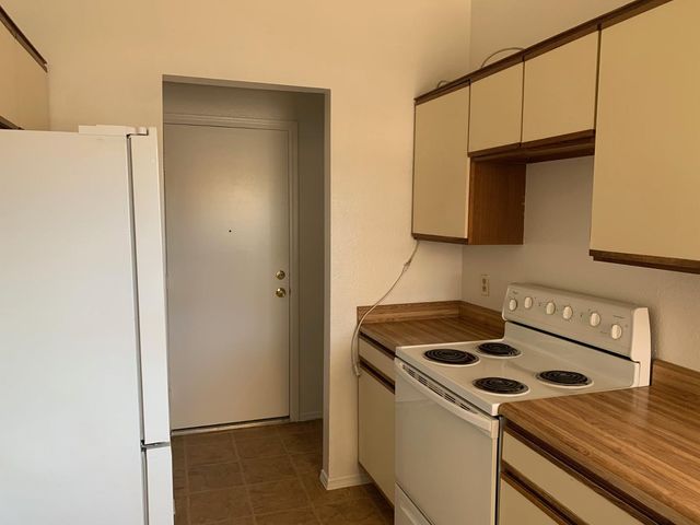 8135 W Krall Street, Glendale, AZ 85303