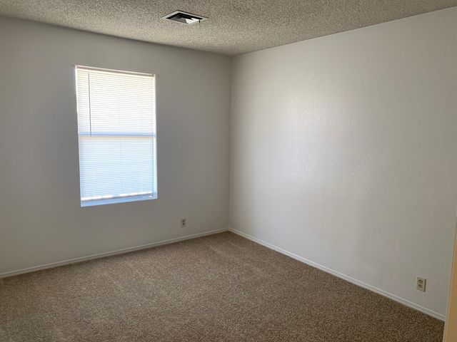 8135 W Krall Street, Glendale, AZ 85303