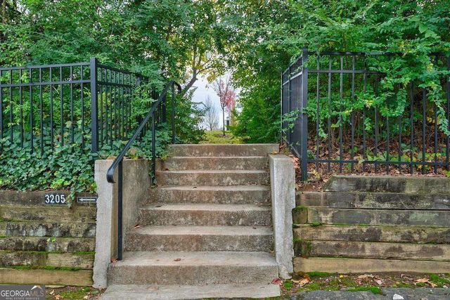 3225 Cape Circle, Alpharetta, GA 30009