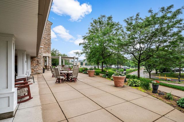 5650 Boone Avenue N 120, New Hope, MN 55428