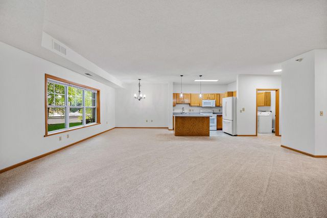 5650 Boone Avenue N 120, New Hope, MN 55428