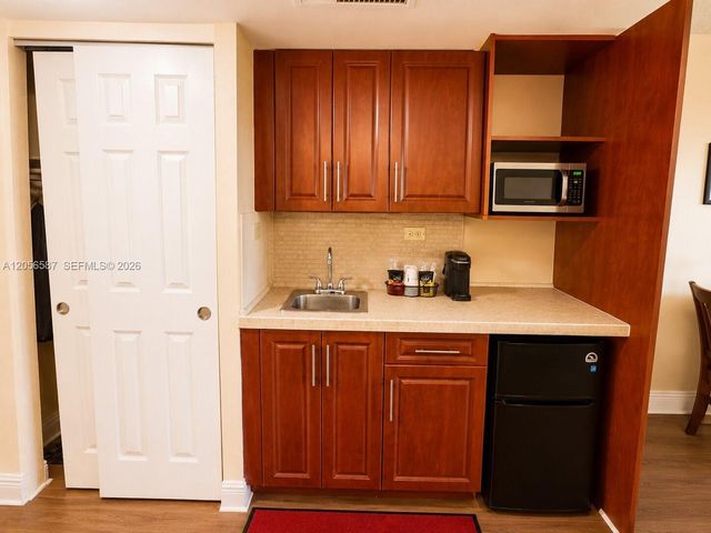 19201 Collins Avenue 243, Sunny Isles Beach, FL 33160
