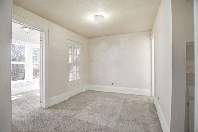 658 Hague Avenue, Saint Paul, MN 55104