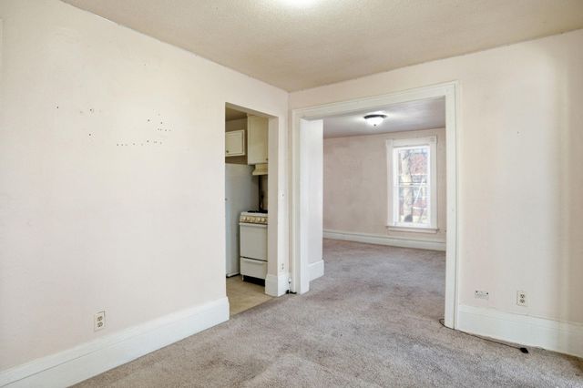 658 Hague Avenue, Saint Paul, MN 55104
