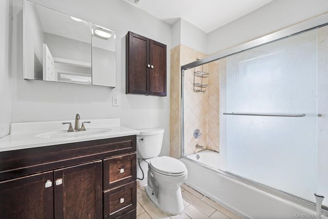 6005 168th Street, Fresh Meadows, NY 11365