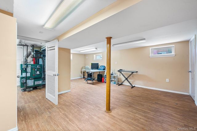 6005 168th Street, Fresh Meadows, NY 11365