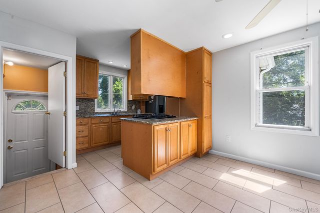 6005 168th Street, Fresh Meadows, NY 11365