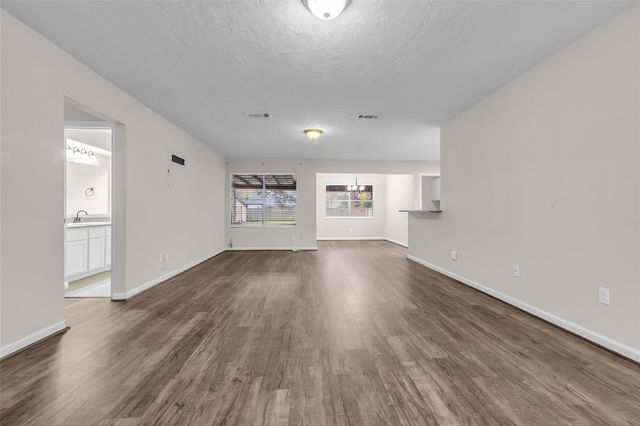 2610 Mockingbird Lane, New Caney, TX 77357