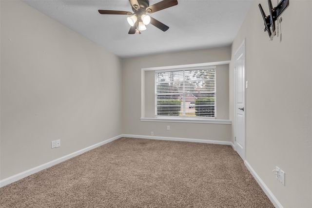 2610 Mockingbird Lane, New Caney, TX 77357