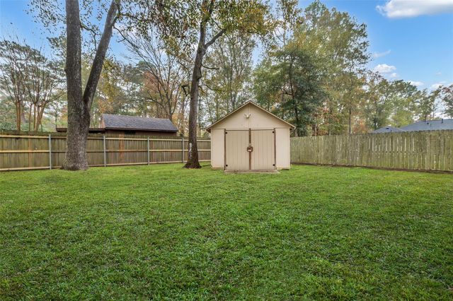 2610 Mockingbird Lane, New Caney, TX 77357