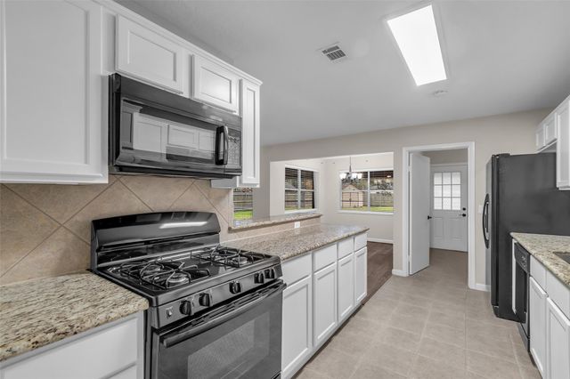 2610 Mockingbird Lane, New Caney, TX 77357