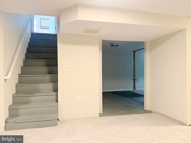 9033 VOLTA ST, Lanham, MD 20706