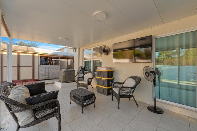 8210 HARWICH PORT LANE, Gibsonton, FL 33534