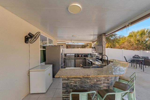 8210 HARWICH PORT LANE, Gibsonton, FL 33534