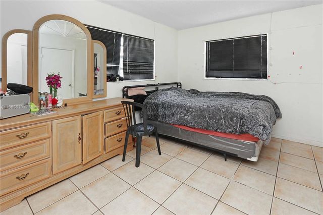 506 NW 7th Ave, Florida City, FL 33034