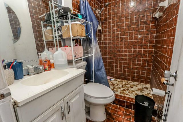 506 NW 7th Ave, Florida City, FL 33034