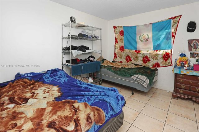 506 NW 7th Ave, Florida City, FL 33034