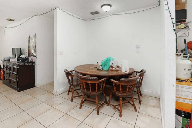 506 NW 7th Ave, Florida City, FL 33034