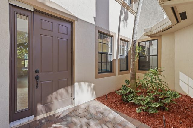 16155 Rosecroft Terrace, Delray Beach, FL 33446