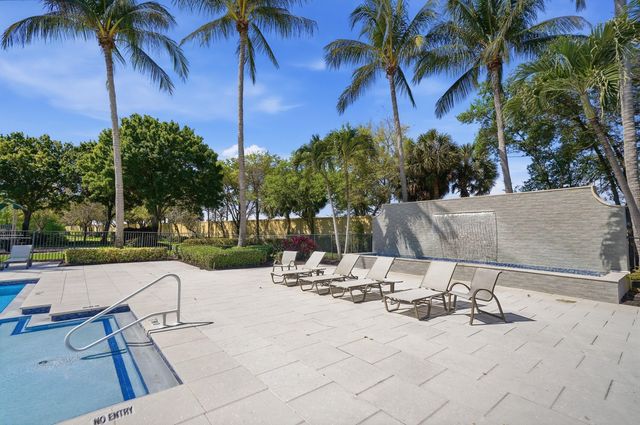 16155 Rosecroft Terrace, Delray Beach, FL 33446