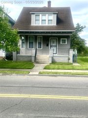 5931 N McClellan Street E, Detroit, MI 48213