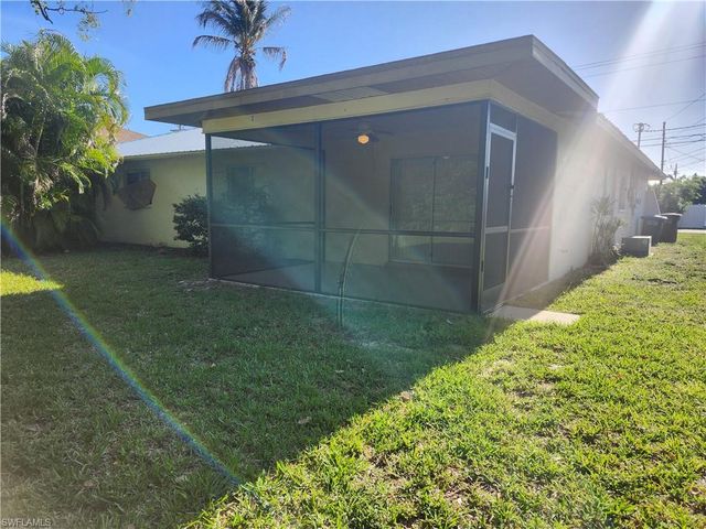 1312 SE 2nd PL, Cape Coral, FL 33990