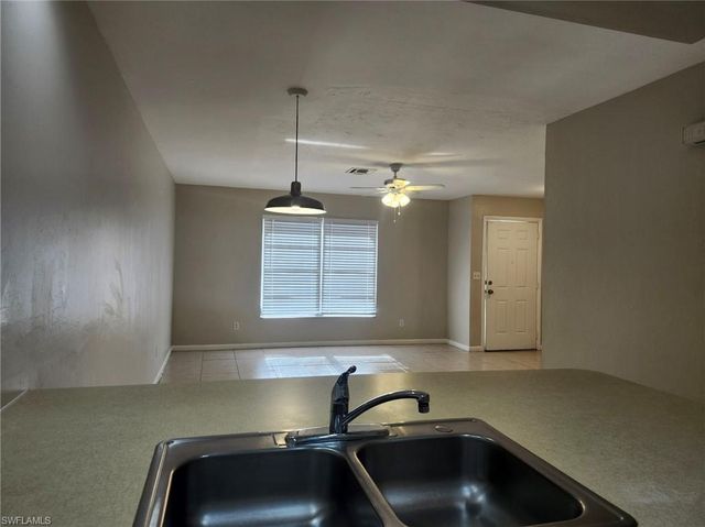 1312 SE 2nd PL, Cape Coral, FL 33990