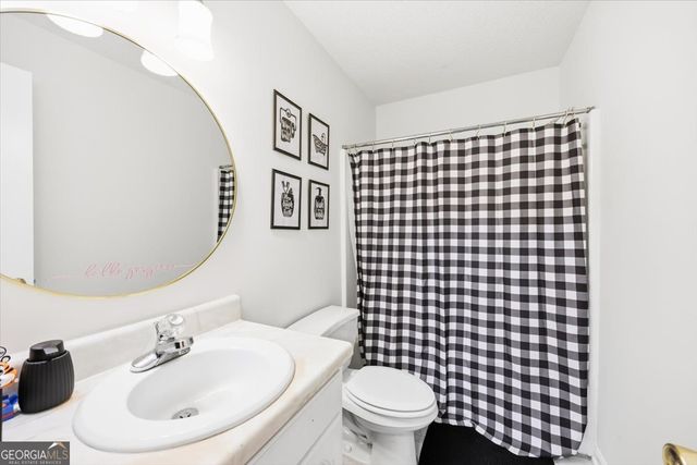 1251 Forsyth Landing Drive, Forsyth, GA 31029