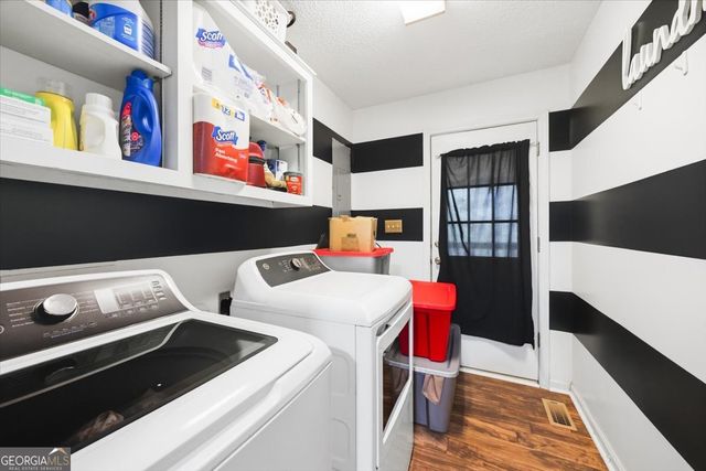 1251 Forsyth Landing Drive, Forsyth, GA 31029