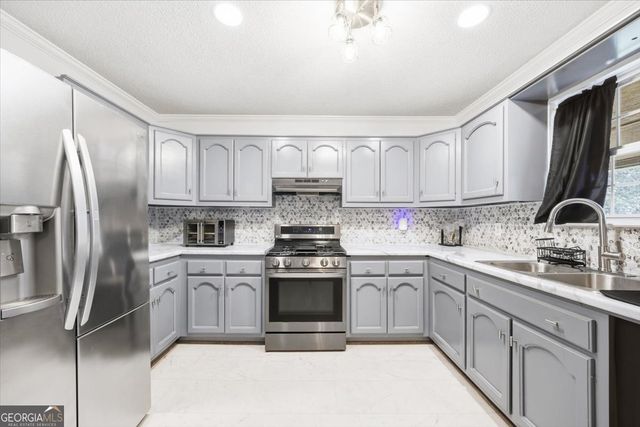 1251 Forsyth Landing Drive, Forsyth, GA 31029