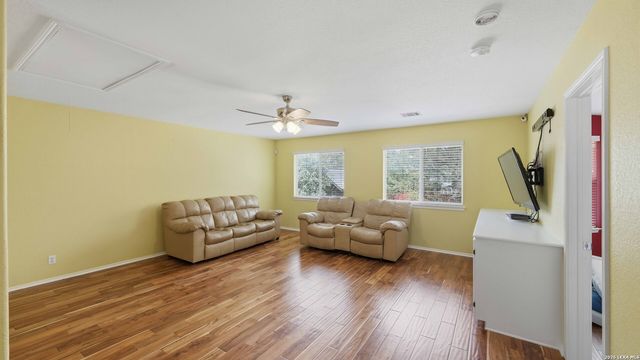 4520 Ridge Peak, Schertz, TX 78154