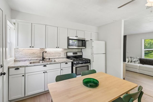 37073 N Antonio Avenue, Lake Villa, IL 60046