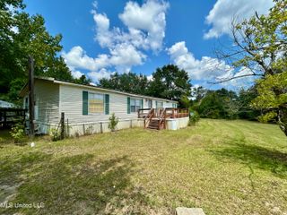 22526 Mercedes Road, Gulfport, MS 39503