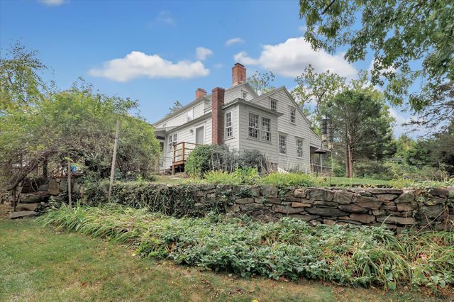 160 Hillspoint Road, Westport, CT 06880