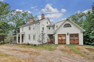160 Hillspoint Road, Westport, CT 06880
