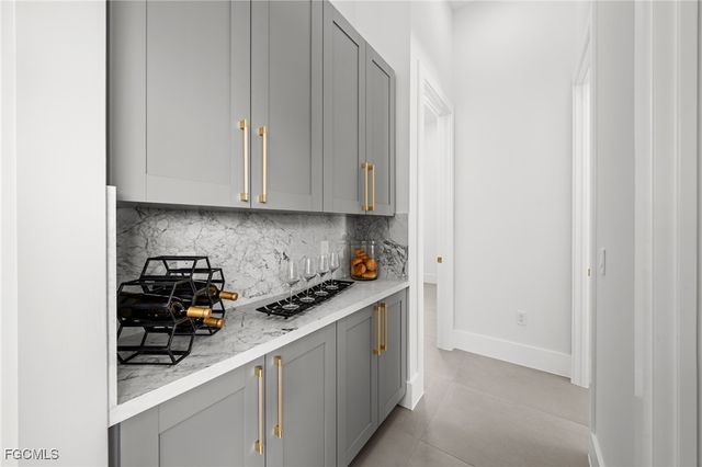 5333 Majestic CT, Cape Coral, FL 33904