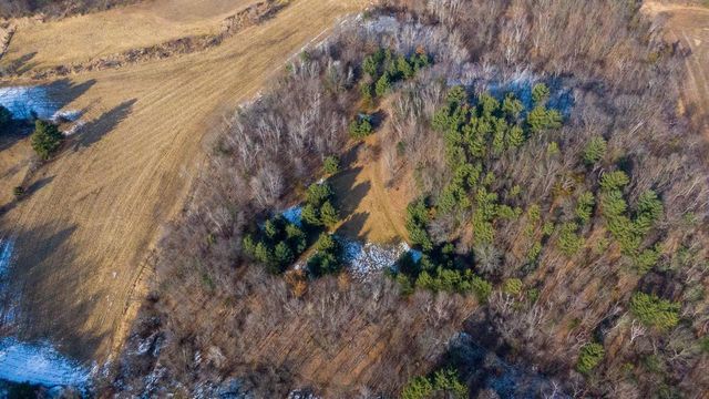 W7113 Leigh Road, Mauston, WI 53948