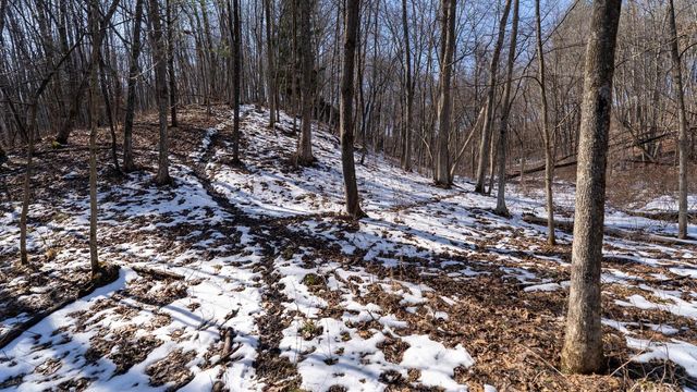 W7113 Leigh Road, Mauston, WI 53948