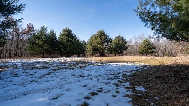 W7113 Leigh Road, Mauston, WI 53948