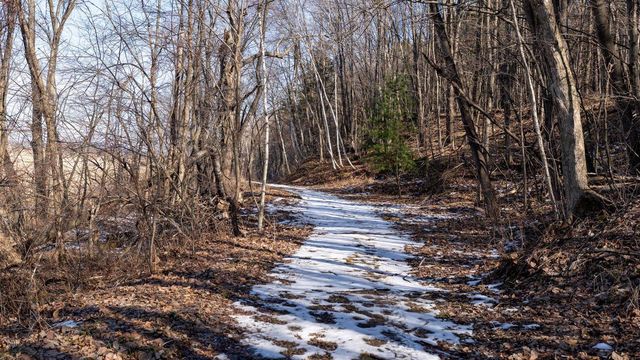 W7113 Leigh Road, Mauston, WI 53948