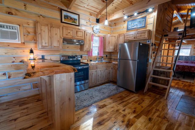 W7113 Leigh Road, Mauston, WI 53948