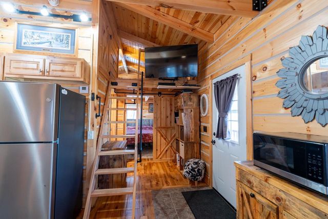 W7113 Leigh Road, Mauston, WI 53948