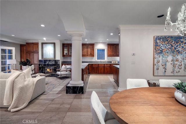 339 Via Lido Soud, Newport Beach, CA 92663