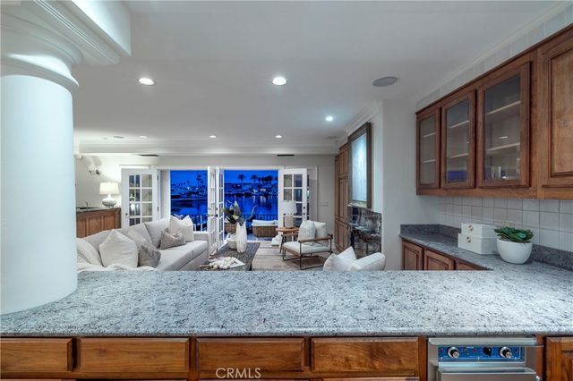 339 Via Lido Soud, Newport Beach, CA 92663