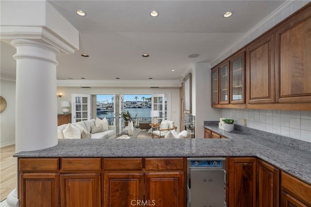 339 Via Lido Soud, Newport Beach, CA 92663